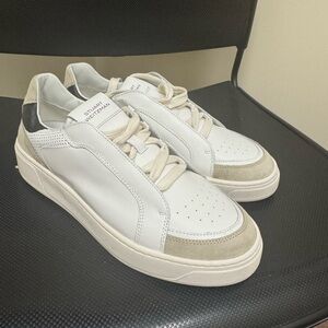 Stuart Weitzman courtside retro low top sneakers